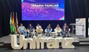 Unifranz hizo posible el primer Congreso Internacional de Terapia Familiar en Bolivia